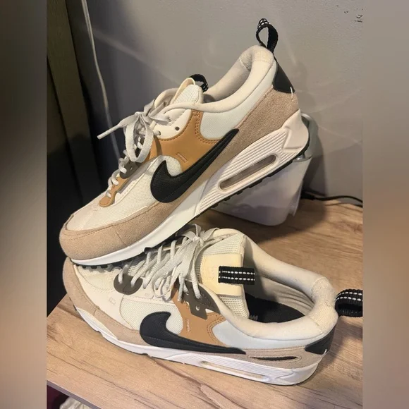 Nike Air Max 90 Futura Women's Sneakers Size 10 Like New - Picture 1 of 8